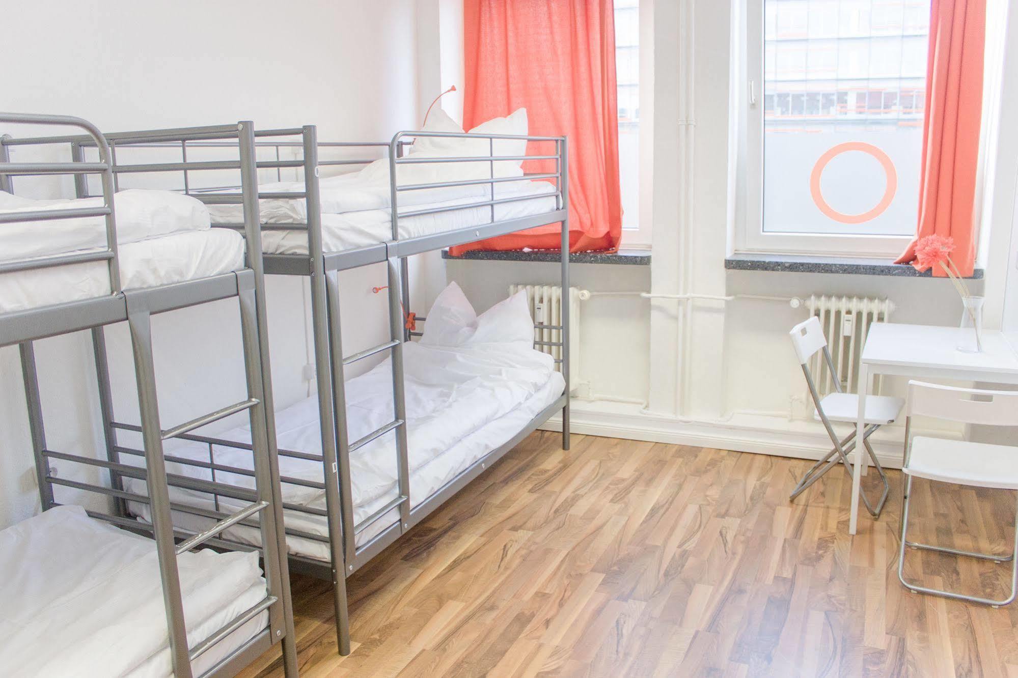 Mac City Hostel Hamburg Zewnętrze zdjęcie